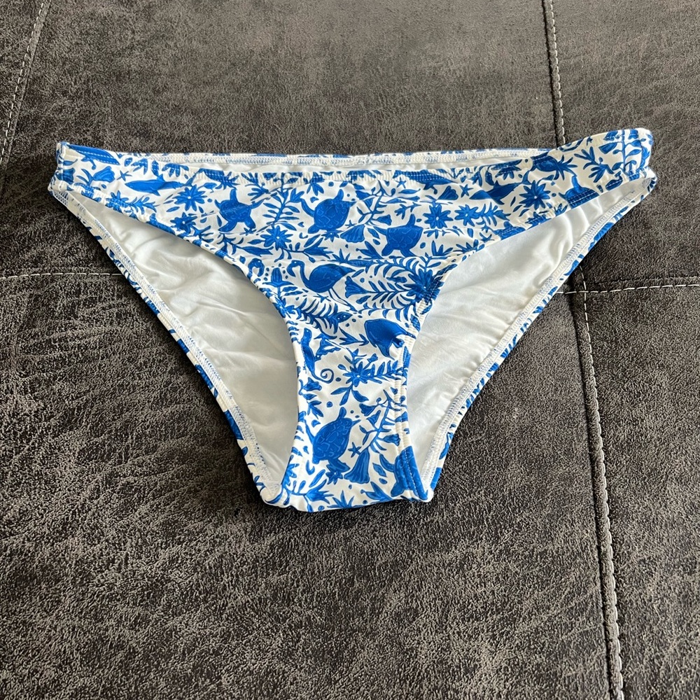 Vineyard vines bathing suit bottoms